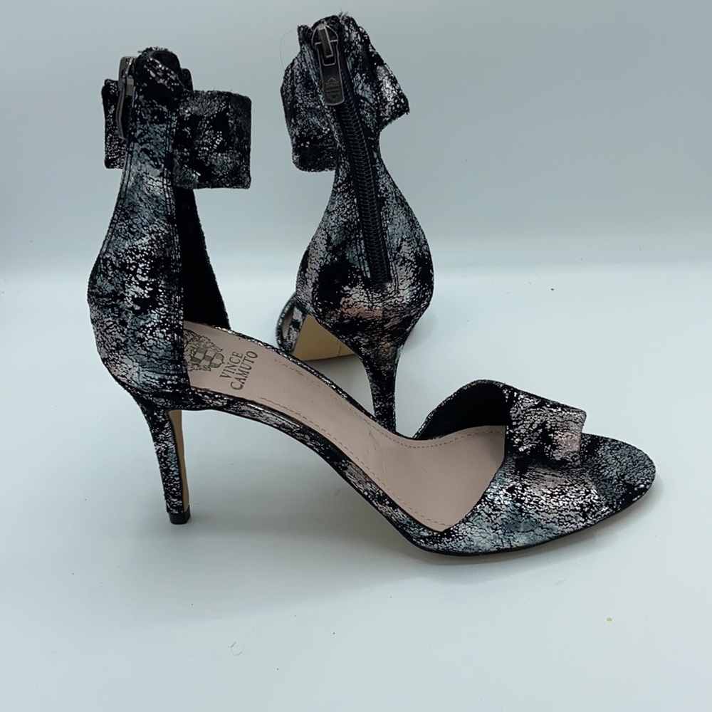 High heeled dressy sandal